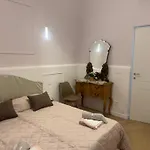 Tosca Apartment