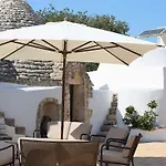 Trullo Sessana With Large Pool And Gorgeous Al Fresco Dining Areas