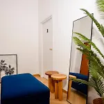 High-End Apartment In Bari Center