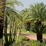 Tenuta Ricco With Pool And Garden - Happy Rentals