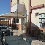 Villa Uria Monolocali Con E Senza Angolo Cottura