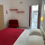 A Due Passi Dal Mare