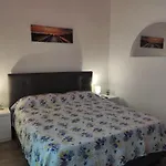Tra Il Mare E Il Borgo - Pulsano