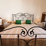 Otranto Orietta Vacation Home