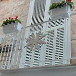 Maison De Marie