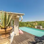Villa Trullo Bianco