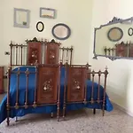 Mezzanino Con Patio E Archi A Vela