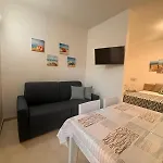 Green House Apartment
