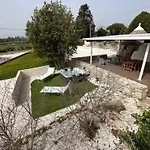 Trulli In Contrada