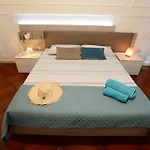 Lungomare Trani Retreat