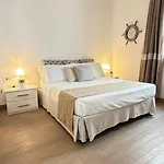 Casa Jasmin - In Centro E A 5 Minuti A Piedi Dalle Spiagge Di Sabbia