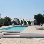 Trullo Laveneziana, Beautiful Trullo With Pool