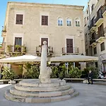 Seraphine'S House