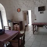Trulli Sarmenzanello
