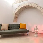 La Pizzicata