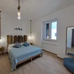 Porta Del Mare Apartment Sea And City Life