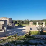 Trullo Mit Atemberaubender Atmosphaere Naehe Ostuni
