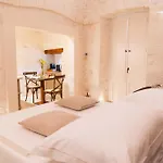 Radici Di Pietra