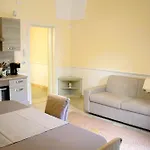 Dimora Le Tre Muse Guesthouse