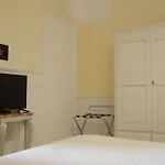 Dimora Le Tre Muse Guesthouse
