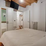 Nell'Antico Borgo B&B