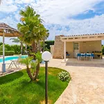 Casina Greca By Rivedelsalento