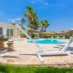 Casina Greca By Rivedelsalento