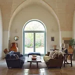 Charming Farmhouse With Pool Near The Sea