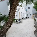 Elegante Bilocale Con Giardino