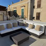 La Casa Degli Artisti Trani