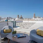Rare House With Terrace In The City Center