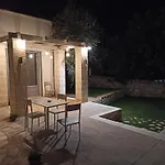 Trulli Sull'Aia San Michele