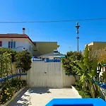 Villa Ranieri-Casa Con Vista A Campo Di Mare