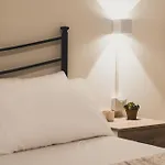 Via Dei Gigli Apartment By Diddoi
