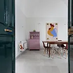 La Galla House - Sit Apartment
