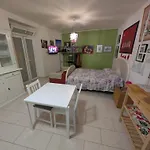 Modern Studio In Bari Historic Centre 40 M² Air Conditioning