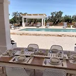 Oasi Nel Bianco