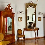 Le Foglie Di Acanto