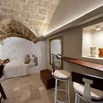 La Segreta Del Castello, Private Access
