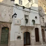 Civico 18