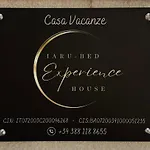 Iaru-Bed Experience House