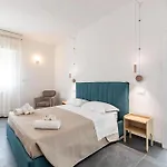 Solaris Apartments