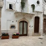 Civico 18