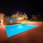 Le Dimore Di Trulli Mandorlo Con Piscina Esclusiva