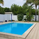 Anna Villetta Con Piscina