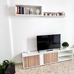 Aliste Apartment