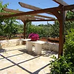 Trullo Delle Rose