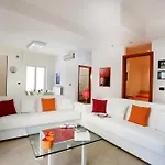 Aristosseno Holiday House
