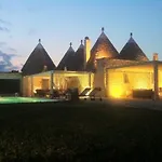 Le Dimore Di Edward Trulli