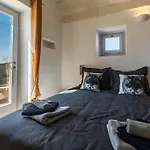 Villa Cristina By Raro Villas